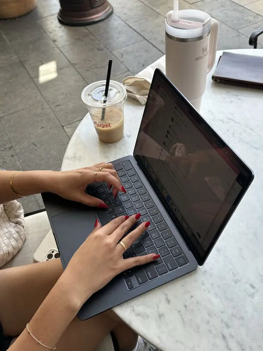Your AI-Written Captions Sound Like Everyone Else’s